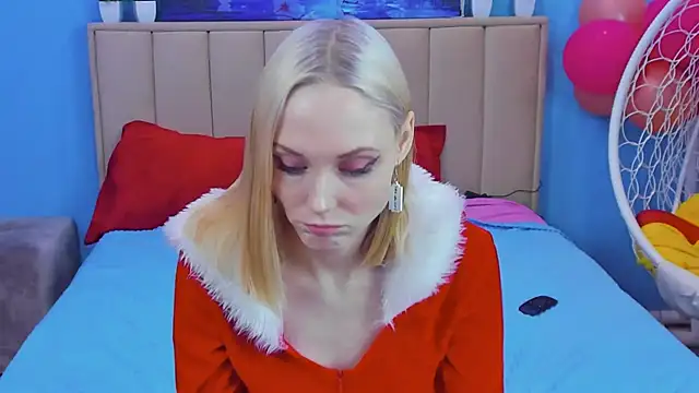 Gina_Gina_love's cam snapshot