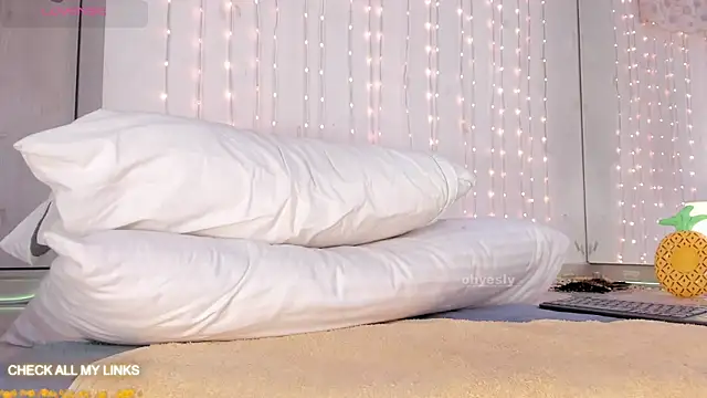 ohyesly_'s cam snapshot