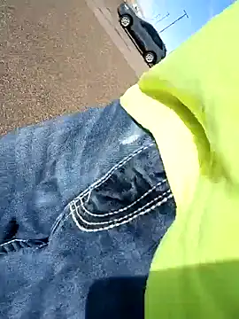 mikeystrong live sex cam