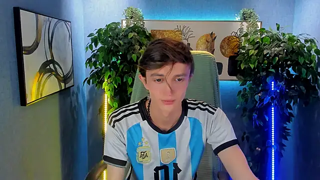 John_Weasley's cam snapshot