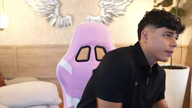 Ethan_occonor live sex cam