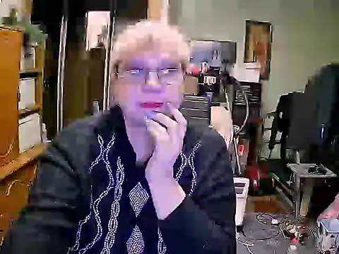 LOLA8888's cam snapshot