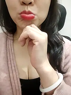 Girl_Shy2000's cam snapshot