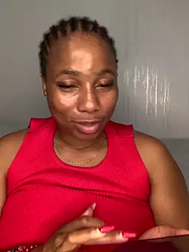 CurvyDesire1's cam snapshot