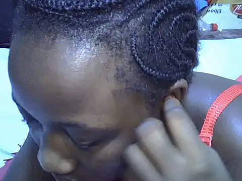 Adaline-Paris's cam snapshot