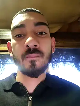 rzgaronlinq live sex cam