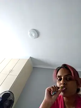 DirtySnowball69 live sex cam