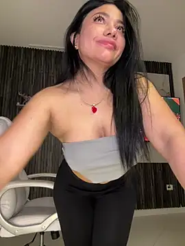 Abril10_'s cam snapshot