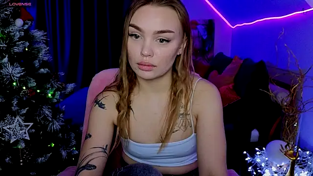 KitsyMoore's cam snapshot