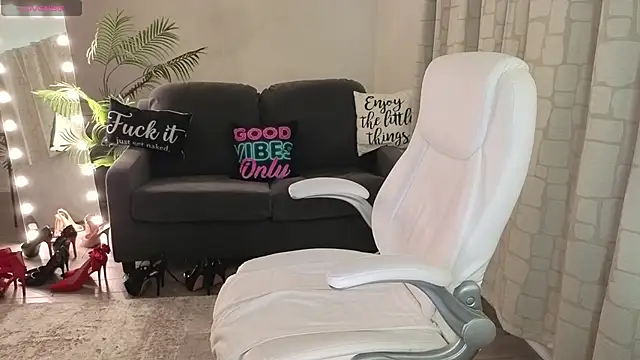 YourMarthaMayer live sex cam