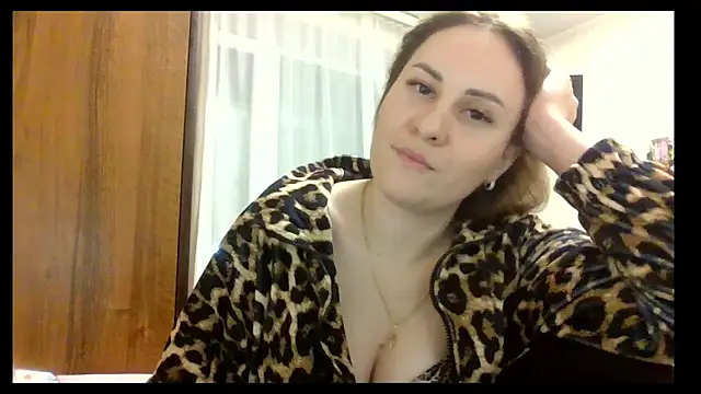 MeadowEyes's cam snapshot