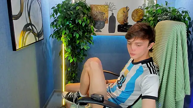 John_Weasley live sex cam