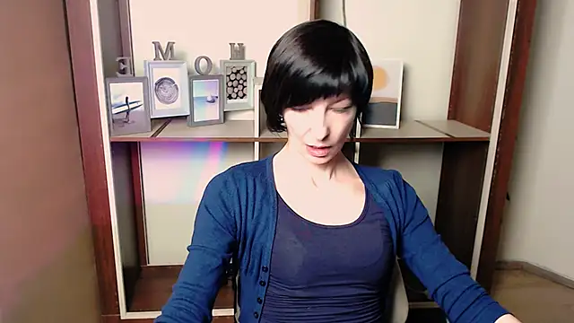 _AngeliaFlow_ live sex cam