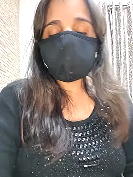 tinaarora's cam snapshot