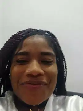 SilvannaFit's cam snapshot