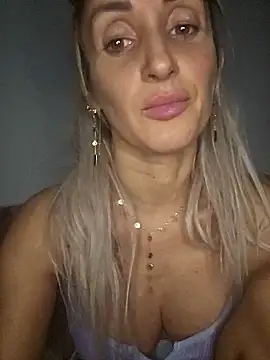 IsabelleEthan live sex cam