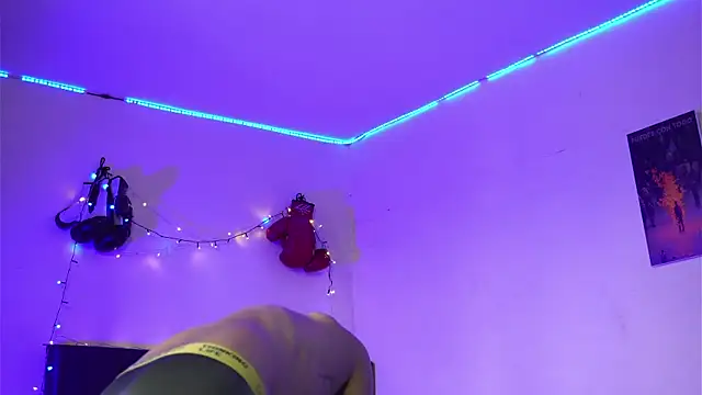 AlphaMasterXxx live sex cam