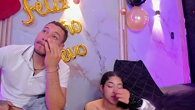 Aron_and_molly live sex cam