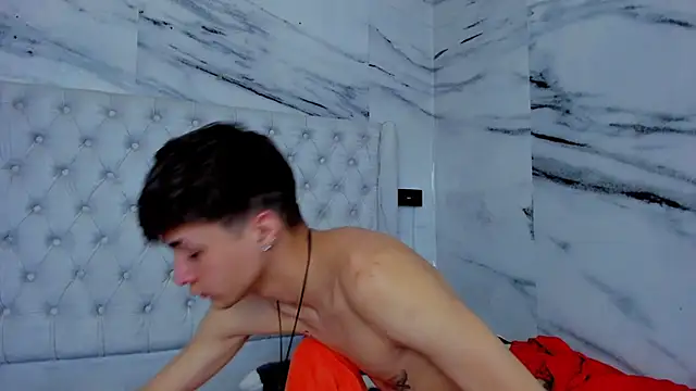 Ari_and_Storm live sex cam