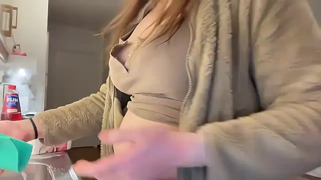 cumwithmee3 live sex cam