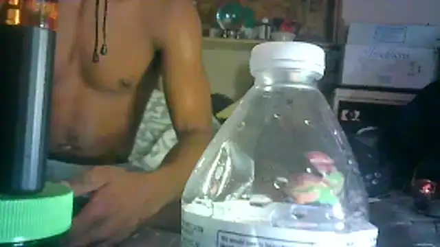 ON3YOULLN3VER_FIR3's cam snapshot