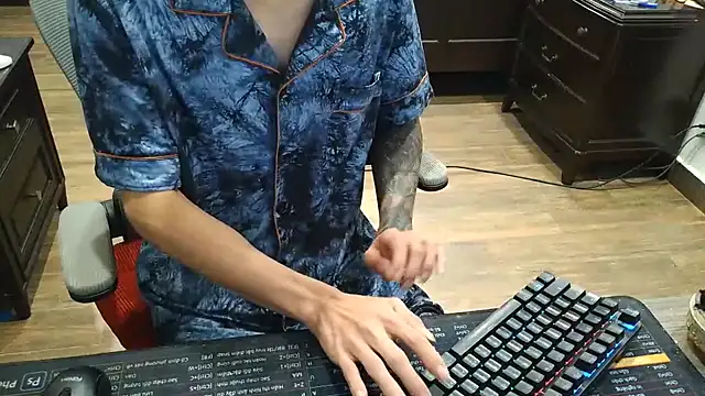 _lulu9999_'s cam snapshot