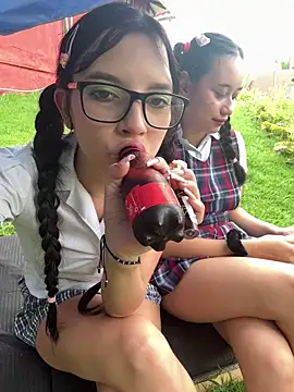 l0lita_sweet live sex cam