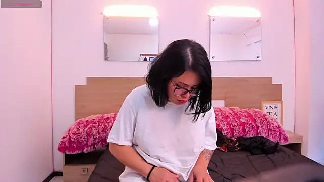 Mike_N_Gaby's cam snapshot