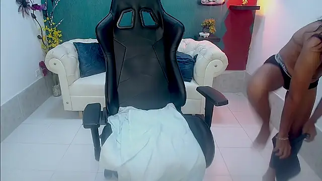 Miagreys1's cam snapshot