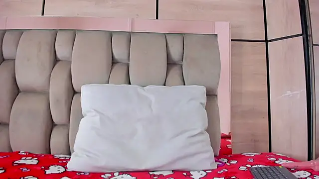 karol_lewiss's cam snapshot