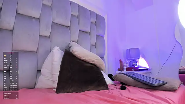 cathalina_ortiz's cam snapshot