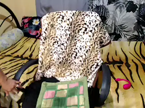 lovelyxmorena's cam snapshot