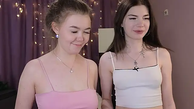 TwixieGuo live sex cam