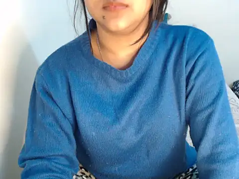 Freya_nia live sex cam