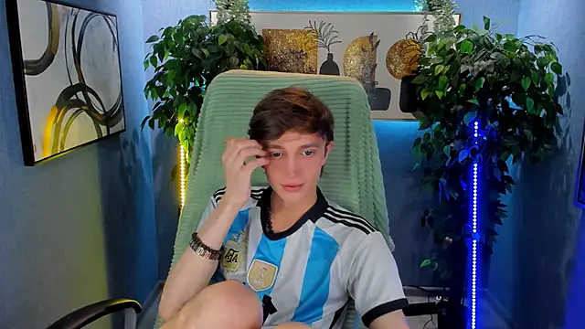 John_Weasley's cam snapshot