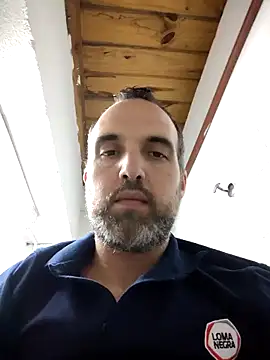 leon3875 live sex cam