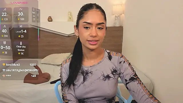 ChloeMoon9 live sex cam