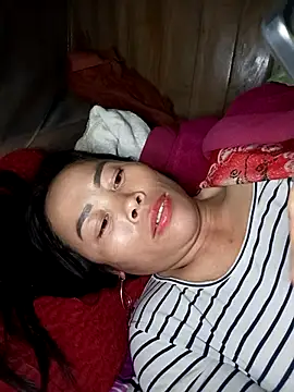 CoMay003's cam snapshot