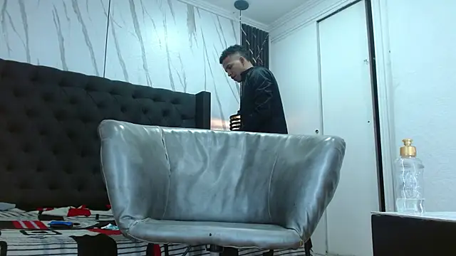 aston_xvera's cam snapshot