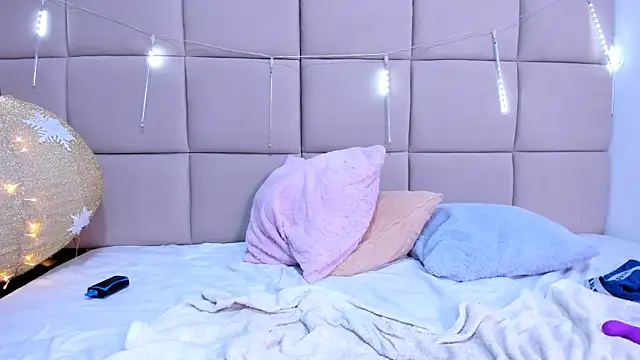 little_kris1's cam snapshot