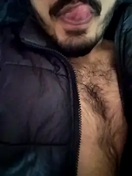 Hotyy_subhu live sex cam