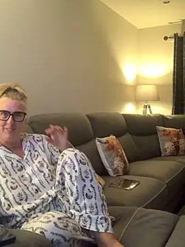 Mrsmoggy's cam snapshot