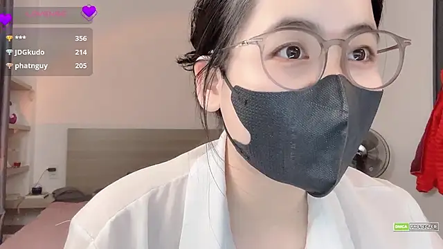 _Lov_Lynh's cam snapshot