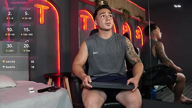 Ryan_Hunt live sex cam