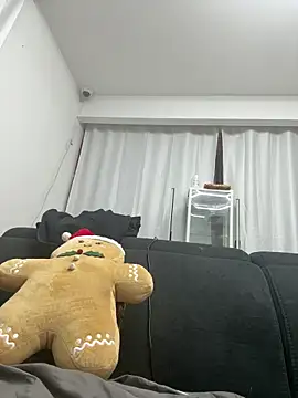 Steffi_Snowbunny live sex cam