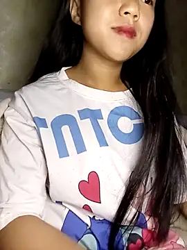 Quynhsumon's cam snapshot