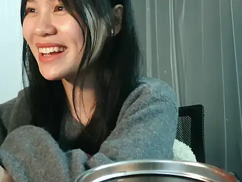 Nunaa18's cam snapshot