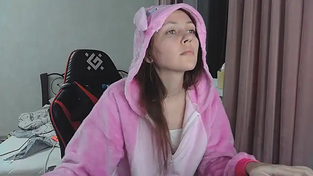 Mia_Meowkiss's cam snapshot