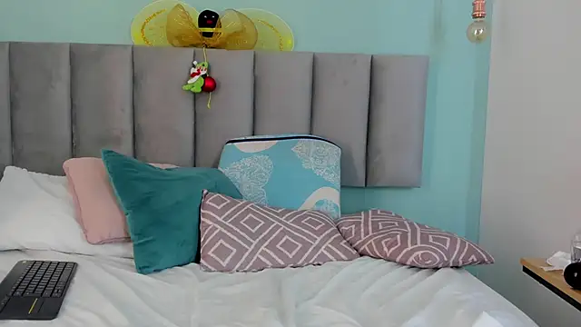 missdoreen_'s cam snapshot