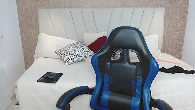 Queen_shanel1 live sex cam